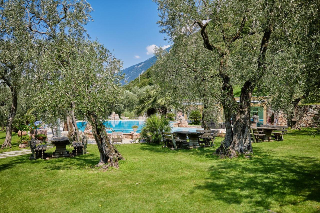 Hotel San Carlo مالتشيزينيه المظهر الخارجي الصورة