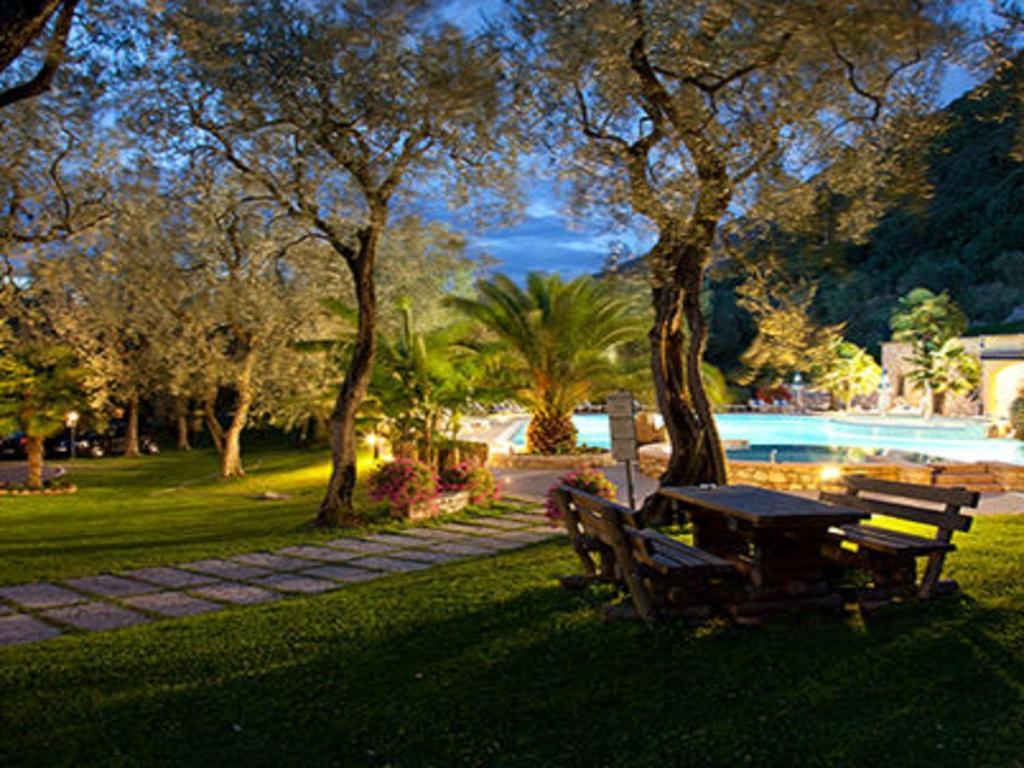 Hotel San Carlo مالتشيزينيه المظهر الخارجي الصورة